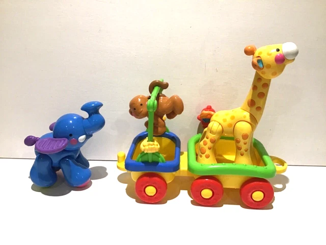 FISHER-PRICE AMAZING ANIMALS Sing-along Choo Choo Train Carriage ...