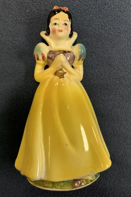 Vintage Snow White Ceramic Figurine Walt Disney Productions