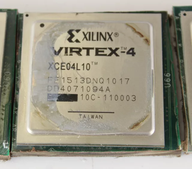 Lot De 3 Xilinx Virtex-4 XCE04L10 Puces pour Puce Récupération