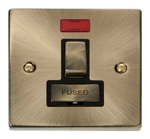 Click Deco Antico Ottone Commutato Sperone Fuso Con Neon Vpab752Bk