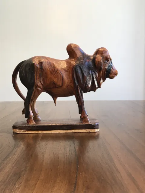 Toro artesanal de madera de hierro - Toro Palo Fierro 2