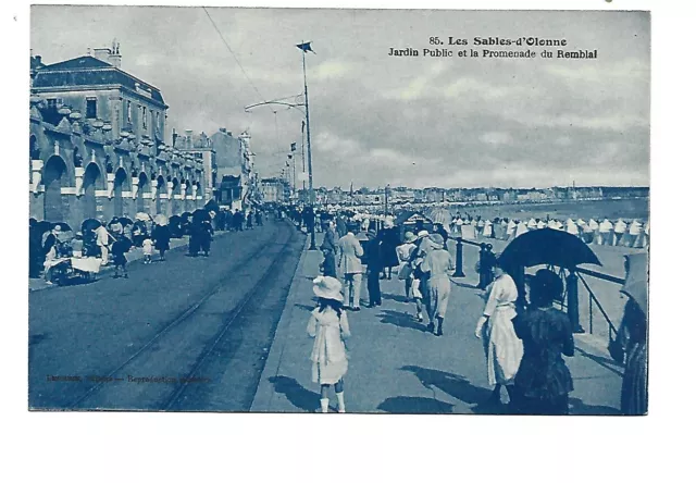 85 - Les Sables D Olonne - Jardin Public Et La Promenade Du Remblai