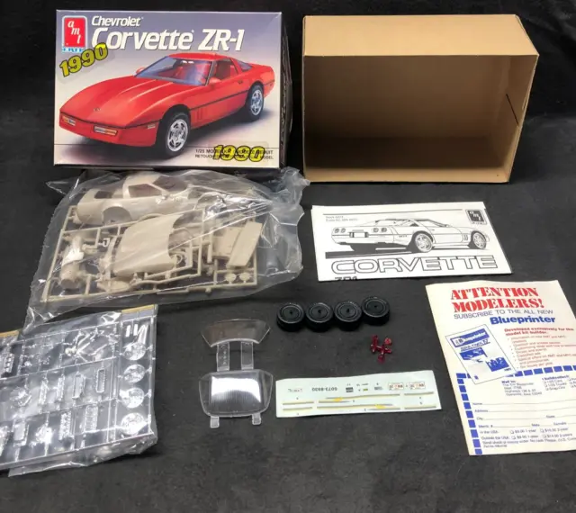 AMT Chevrolet Corvette ZR-1 C4 Vette Model Kit 5.7 Tune Port Injection TPI 1990