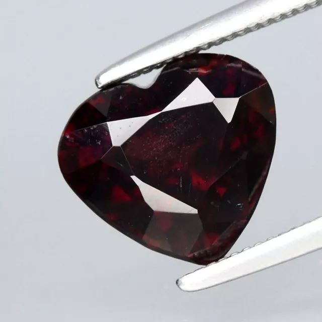 ★★ Rare !! Rhodolite Rouge Pourpre Mozambique Coeur : 2,84 Carats ★★ P392.129T