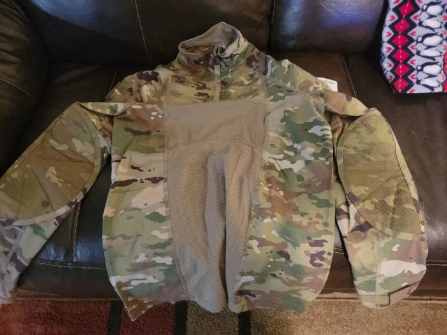 NWT ARMY ISSUE OCP MULTICAM COMBAT SHIRT FLAME RESISTANT 1/4 ZIP Medium