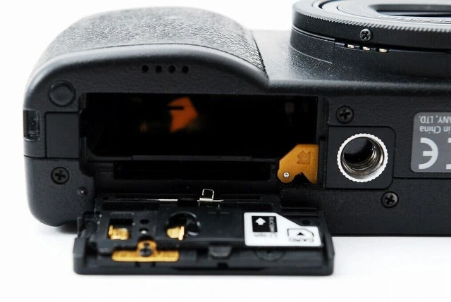 Ricoh GR III Compact Digital Camera 10.0MP 6.0mm F 1.9 Lens From Japan 10