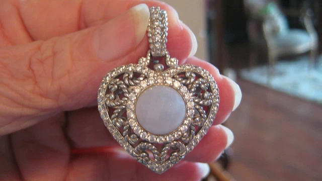 Nice Judith Ripka Ster Silver Faceted Blue Lace Agate Pendant/Enhancer, Opens Nice Judith Ripka Ster Silver Faceted Blue Lace Agate Pendant/Enhancer, Opens