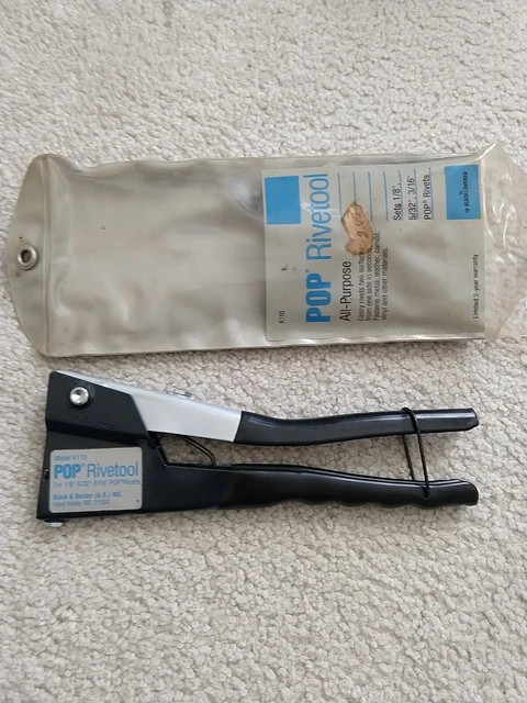 Herramienta de mano de remache Black & Decker Pop K 110 para remaches de 1/8""-3/16