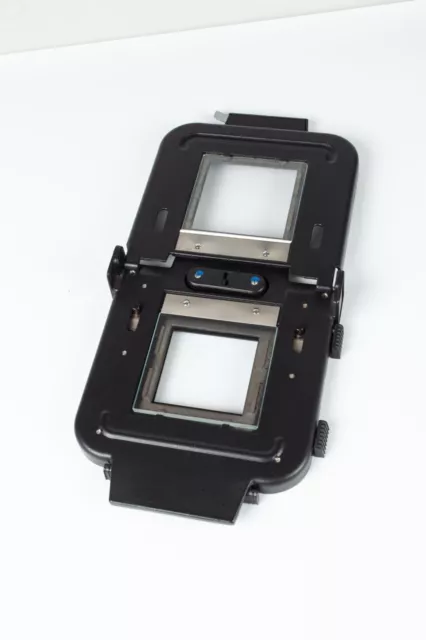 Portador de neg de enmascaramiento universal Meopta a vidrio doble de 6x6 cm. Ideal para copia digital