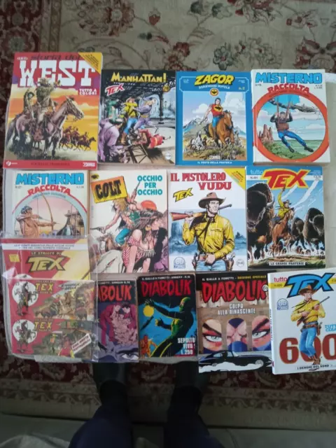 Blocco  di 27 fumetti vari. Tex-Diabolik-Zagor-   Strisce.  Ecc. Ecc. Con poster