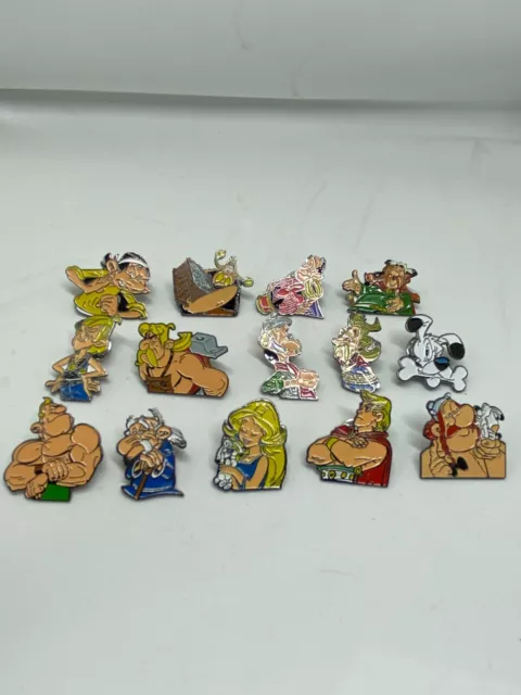 pin's pins  asterix 2006