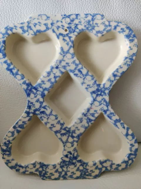 Gerald Henn Friendship Pottery Hearts Wall Decor Roseville Ohio Blue Spongeware