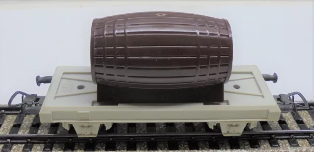 PIKO Junior Freight Car With Barrel for Gauge H0