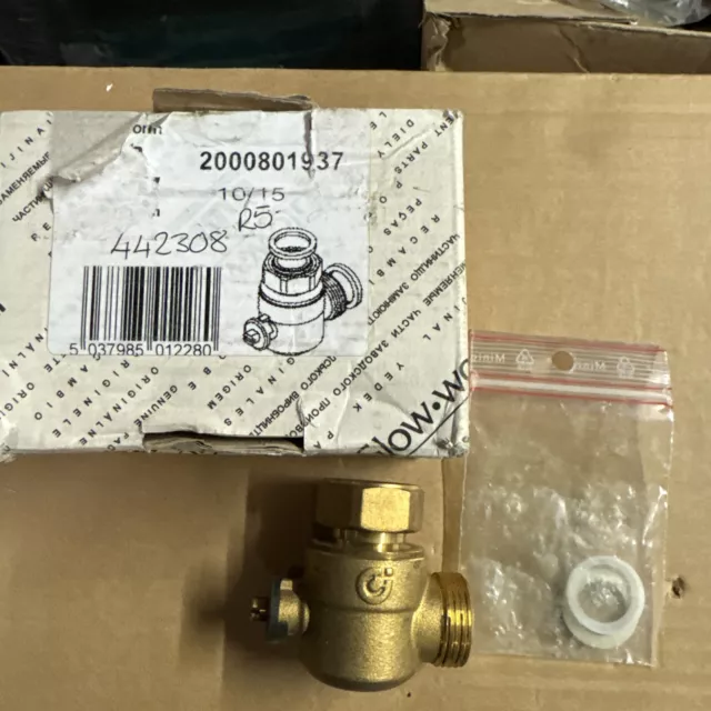 Glowworm  Si 18 30  Cxi 24 30 38 And C 23 Boiler Heating Cock- Angled 2000801937