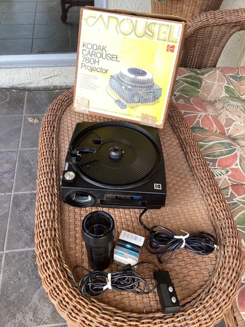 Kodak Carousel 760H Projector Original Box Vintage No Tray Fully Functional/Nice