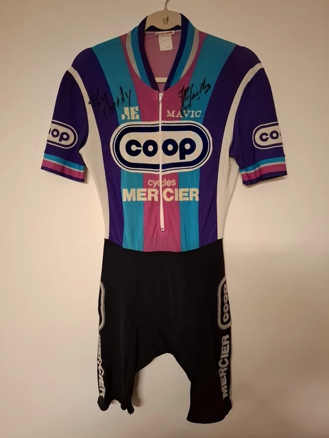 Aubenas. Union cycliste albenassienne : un nouveau maillot pour le club