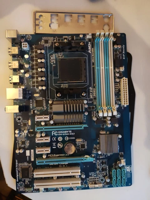 FAULTY GIGABYTE GA-970A-DS3 Socket AM3+ DDR3 ATX Motherboard With I/O ...