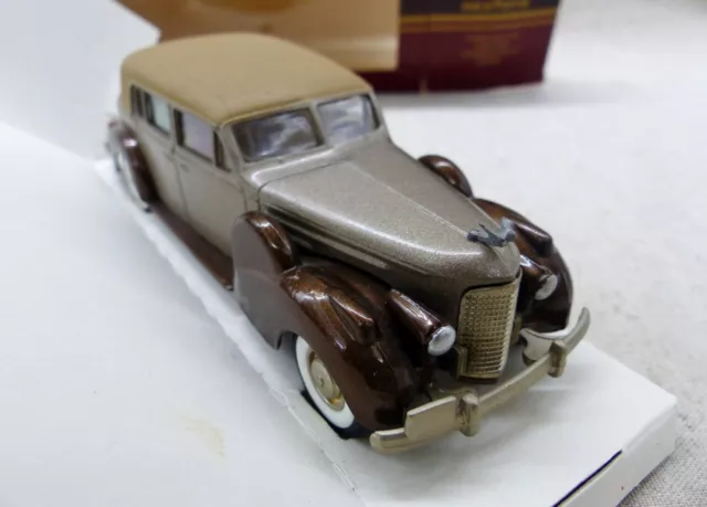 Rextoys Cadillac V16 1938-40 Coupe de Ville Fermé 1/43° en état Neuf/B.