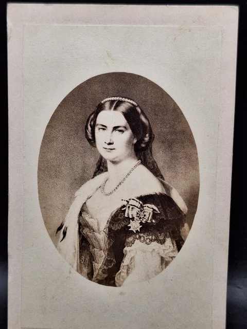 CDV Carte-de-Visite Soldat Frau Königin Kaiserin mit Orden Bayern Marie Foto