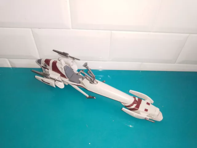 230305 figurine STAR WARS hasbro 2010 moto clone barc speeder bike