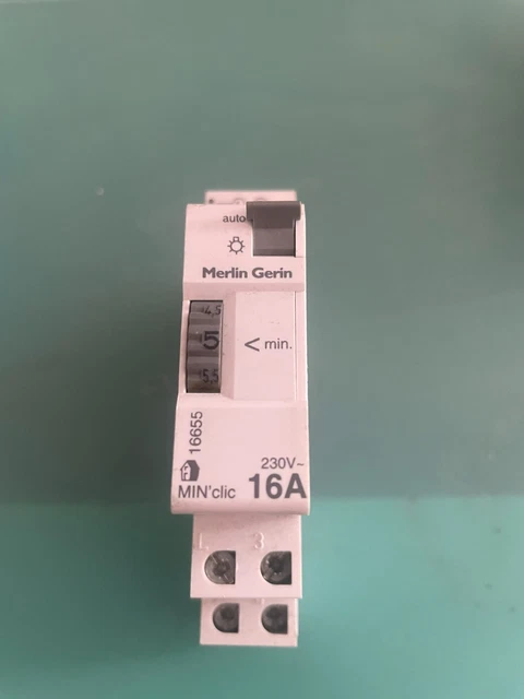 Minuteur Schneider Electric Minuterie 1 à 7 minutes 16A 230V Blanc