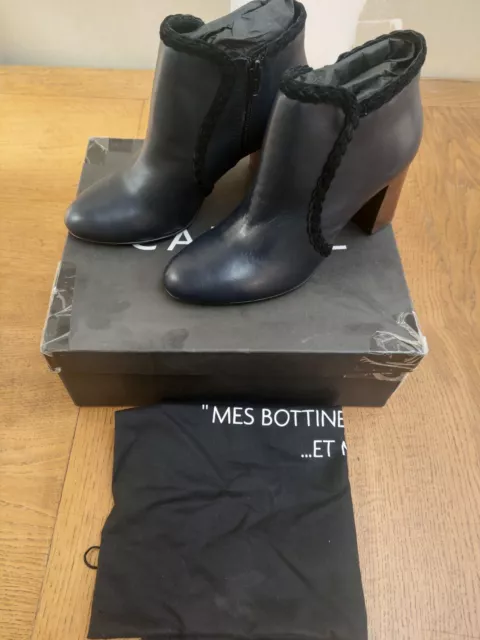 paire de chaussure femme bottines caroll paris taille 37 noir