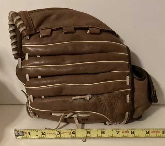 Wilson A440 Fast Pitch 12 1/2” Leather Baseball/Softball Glove Left Hand RHT