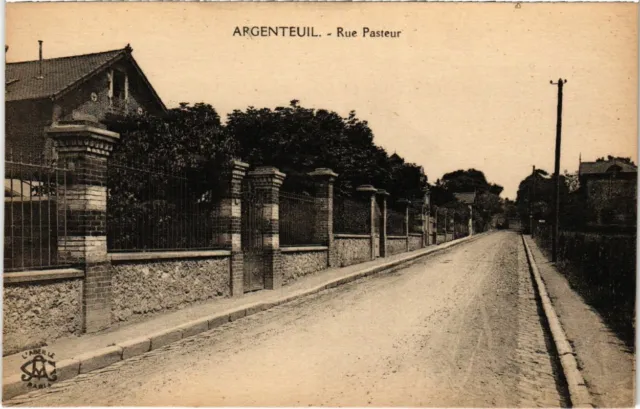 CPA ARGENTEUIL - Rue Pasteur (107764)