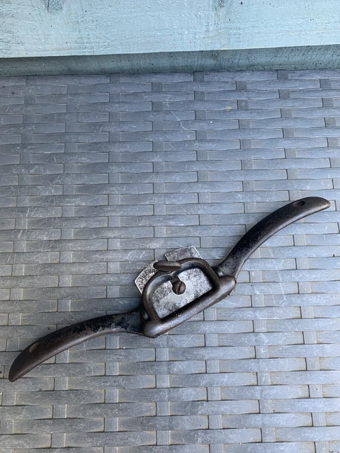 Antique Stanley Rule and Level No 53  Spokeshave. Flat with adjustable mouth.