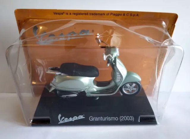 Die Cast Vespa Granturismo (2003) - Vespa Collection Échelle 1/18