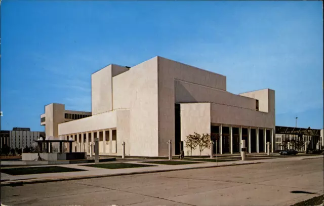 Milwaukee Performing Arts Center Wisconsin WI ~ 1950s unused vintage postcard