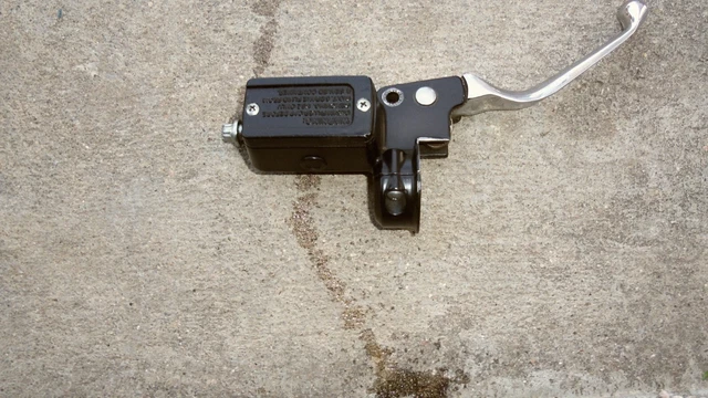 94 harley front master  cylinder
