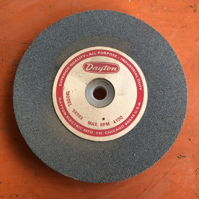 Dayton 5X593 6 x 3/4 x 1" Aluminum Oxide Bench Grinding Wheel, 100 Grit