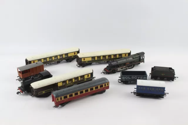10 x Vintage Hornby Triang OO Gauge Model Railways, Princess Elizabeth Loco, Etc