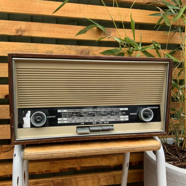 Vintage Telefunken Valve Tube Radio