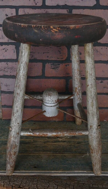 antique wood 4 leg foot step stool 18 inches tall