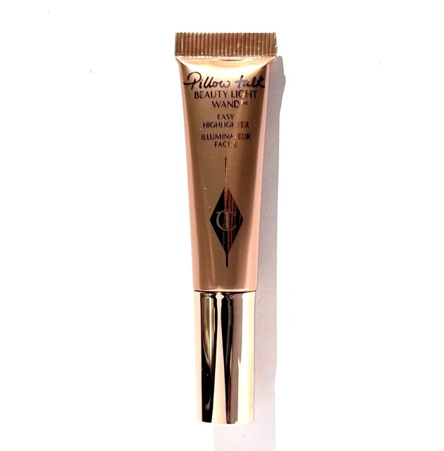 Stick Blush/highlighter 2 En 1 REVOLUTION – Double Embout, Finition Naturelle, Teinte Assortie