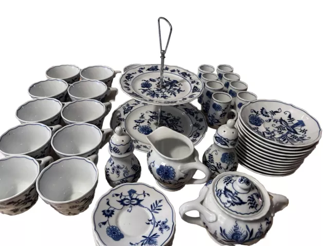 Antique Blue Danube China, 1951-2000