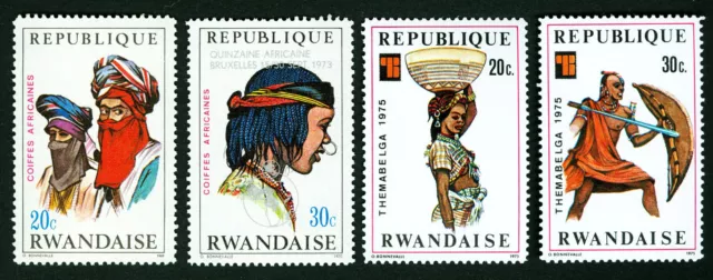 Briefmarken Afrika Ruanda aus 1969-75, Lot Afrikanischer Kopfschmuck, -Trachten