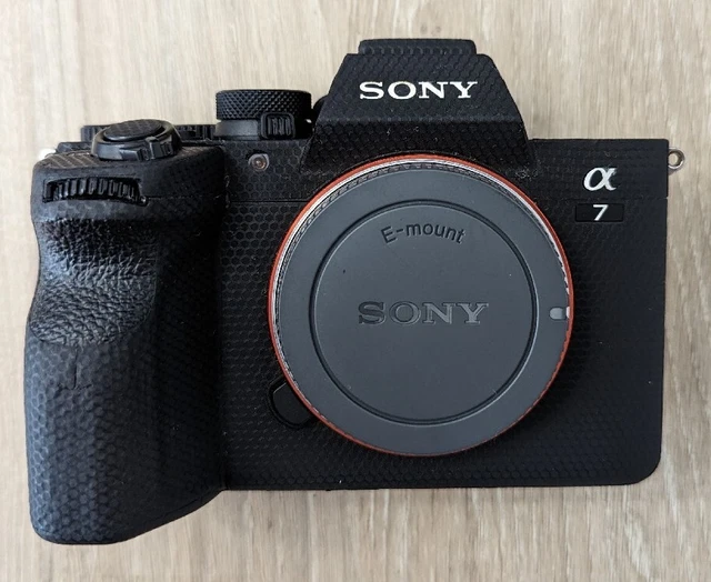 SONY ALPHA A7 IV 33MP Mirrorless Camera Body + 2 Batteries + Charger