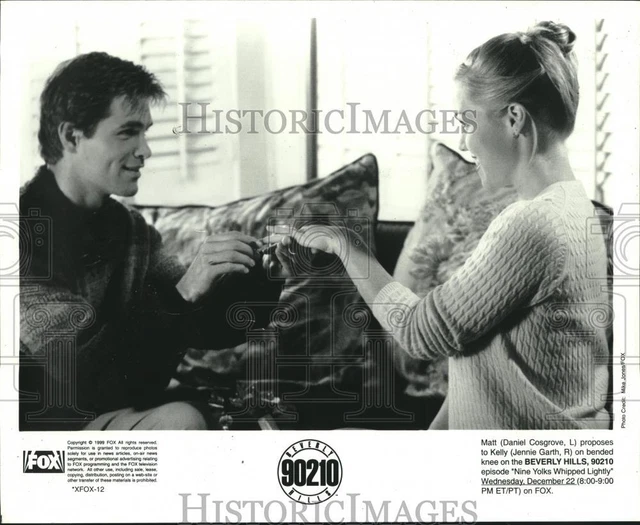 1999 Press Photo Daniel Cosgrove & Jennie Garth star in Beverly Hills, 90210