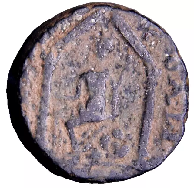 Petraea, Petra. Elagabalus. Æ (6.93 g), AD 218-222. Tyche Temple Roman Coin