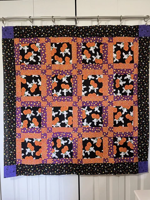 Top de edredón inacabado Halloween Jack-o-Lanterns and Ghosts 42"" cuadrado