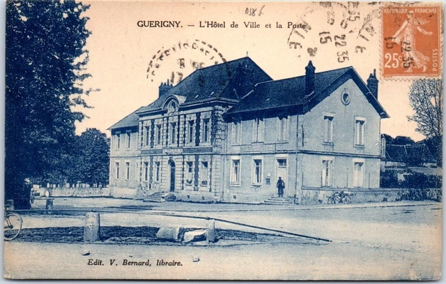 58 GUERIGNY - l'hotel de ville et la poste
