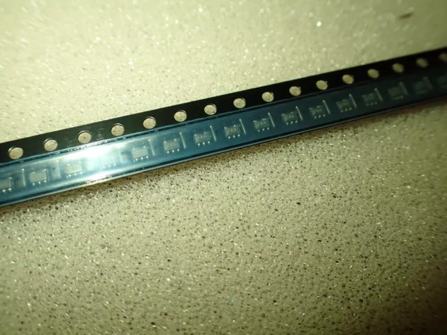 10 x MC74VHC1G14DFT2 ONSEMI Inverter singolo trigger Schmitt SOT353 SC88A UKSTK