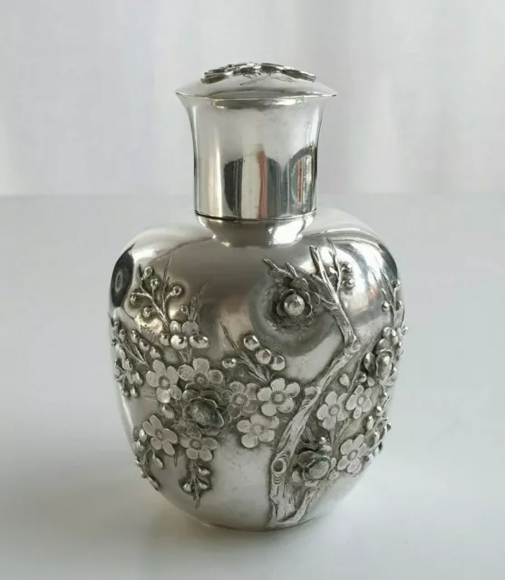 240 gr ANTIQUE WANG HING TEA CADDY CHINESE EXPORT SOLID SILVER CHINA FLOWER 1890