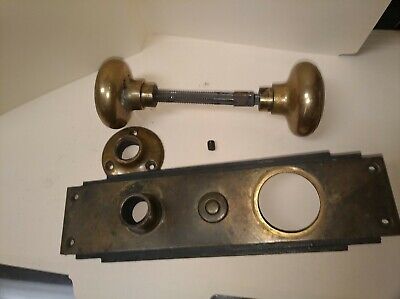  Antique Vintage Brass Round Shaped Door Knobs w/ Spindle and Backplate