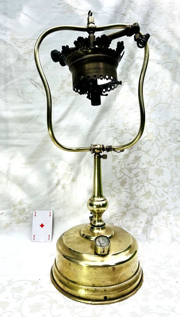 Ancienne lampe en laiton à carbure / acétylène - 1900 - Décoration Ancienne lampe en laiton à carbure / acétylène - 1900 - Décoration