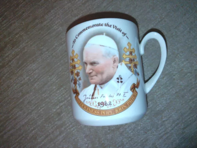 Pope John Paul Mug. 1982 commemorative Of visit To England Plus Matching Trinket