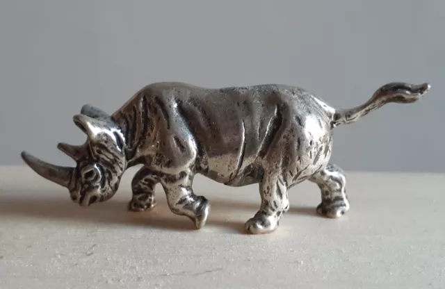 Figur Nashorn Silber 800-er gestempelt